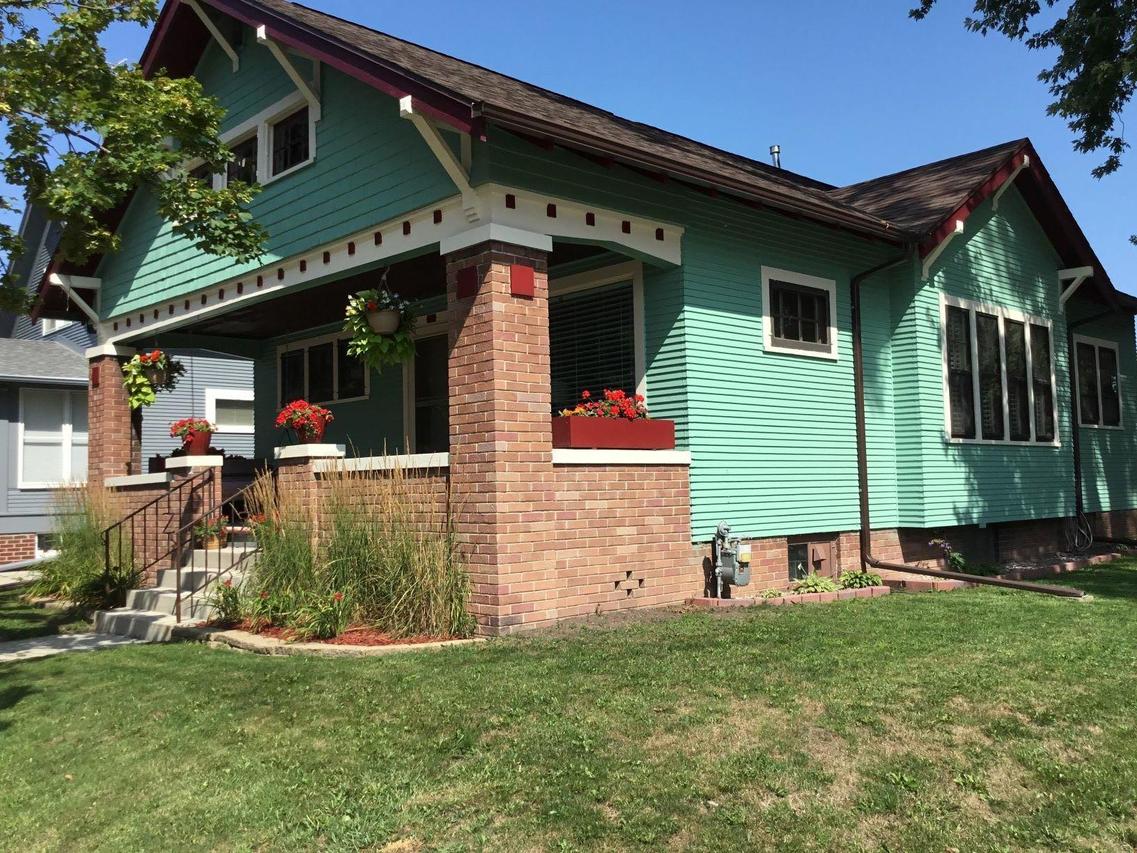 902 Logan, Sheboygan, WI 53083