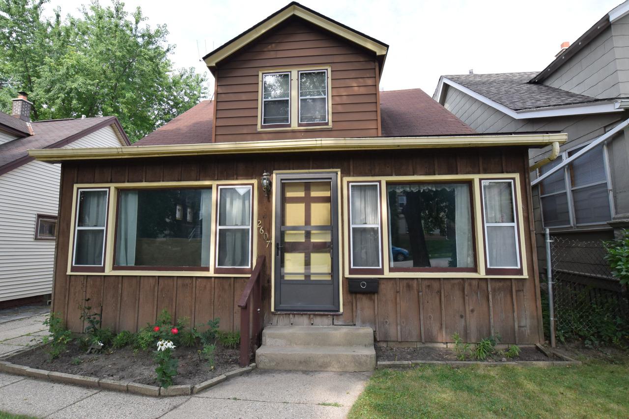 2607 S Austin St, Milwaukee, WI 53207
