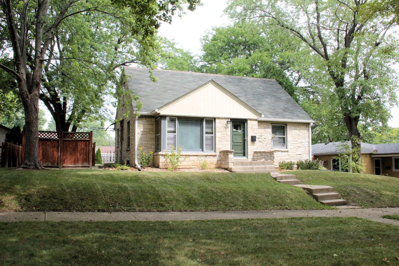 7924 W Keefe Ave., Milwaukee, WI 53222