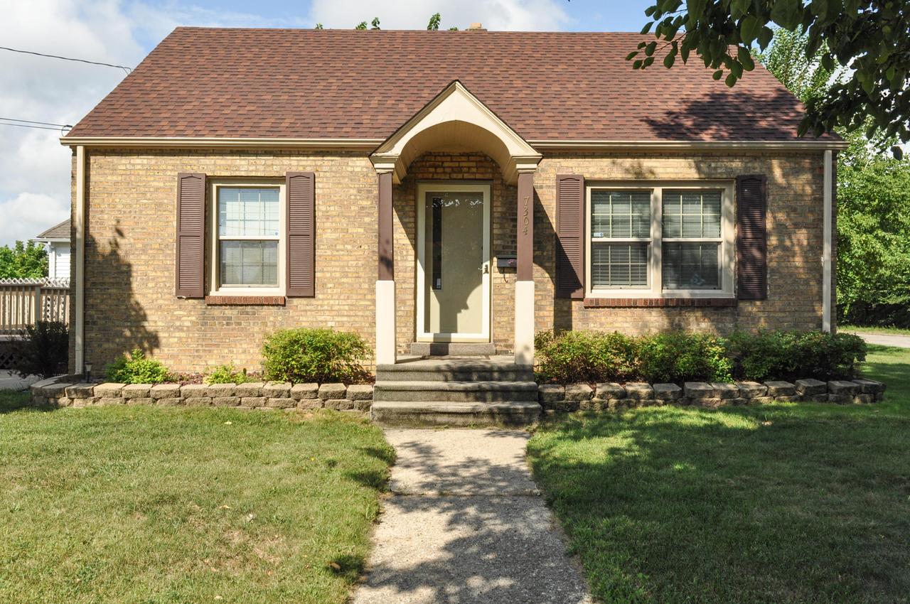 7304 28th Ave, Kenosha, WI 53143