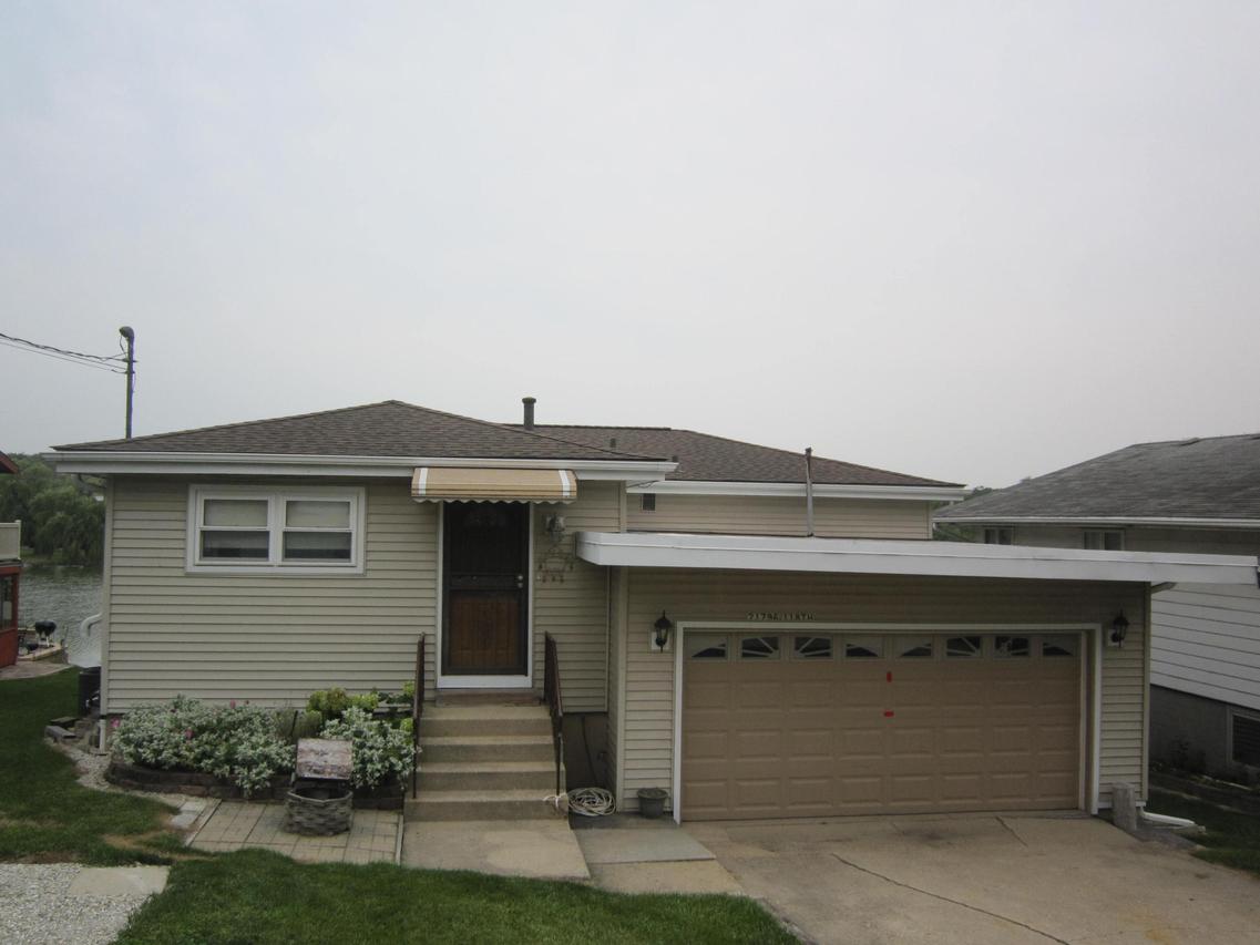 21796 118th St, Salem, WI 53104