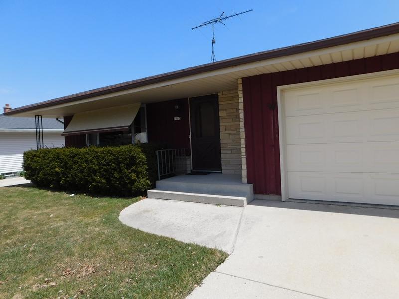 1703 N 29th St., Sheboygan, WI 53081
