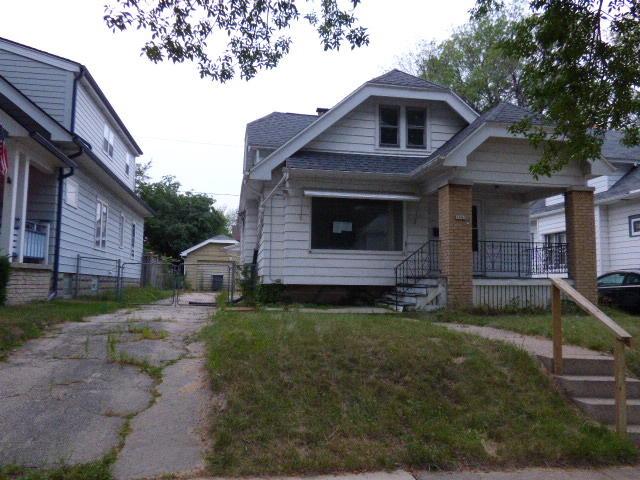 1443 S 53rd St, West Milwaukee, WI 53214