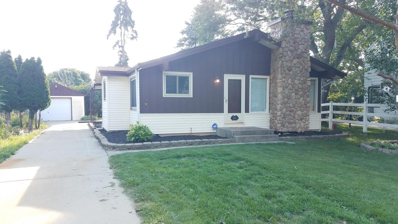 3373 S 53rd St, Milwaukee, WI 53219