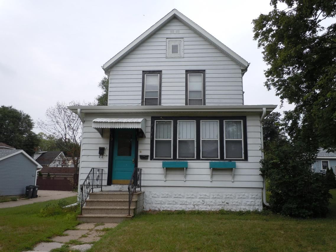 139-141 21st St., La Crosse, WI 54601