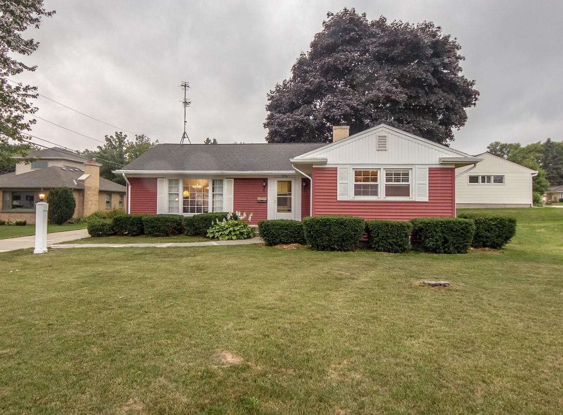2719 Wilgus Ave., Sheboygan, WI 53081