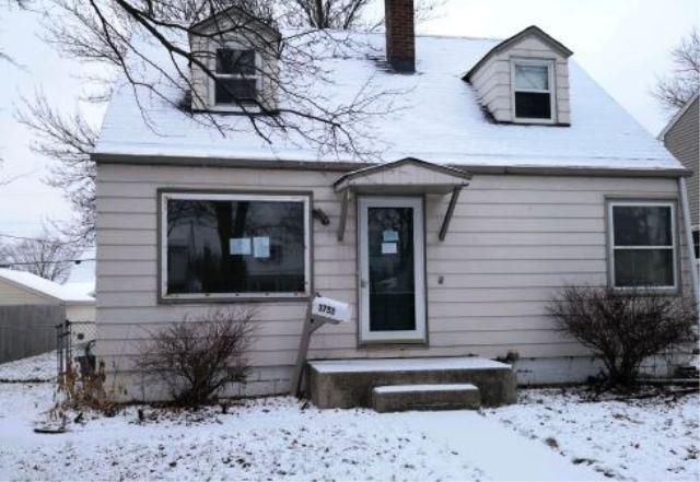 3753 N 98th St, Milwaukee, WI 53222