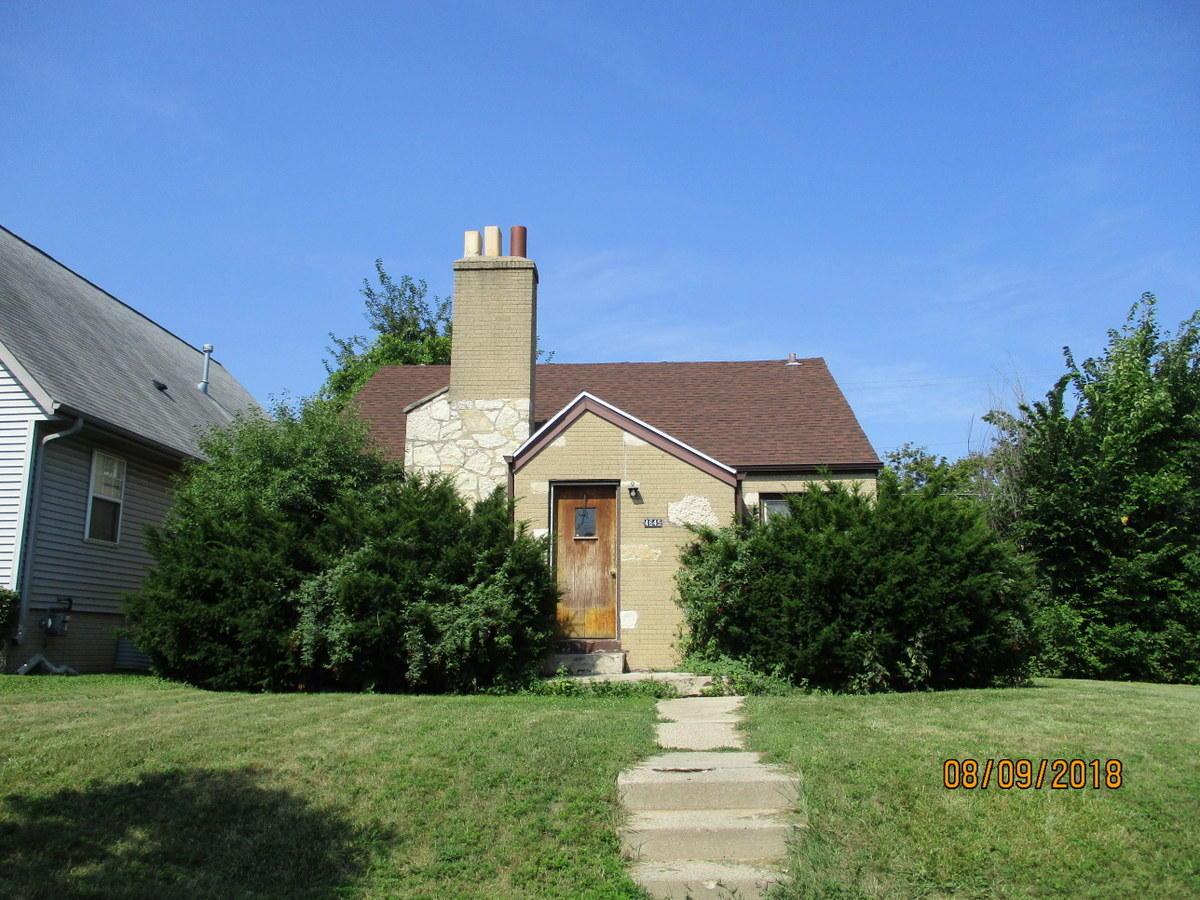 4645 N 24th Pl, Milwaukee, WI 53209