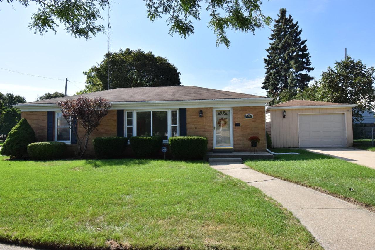 701 Lombard Ave, Racine, WI 53402