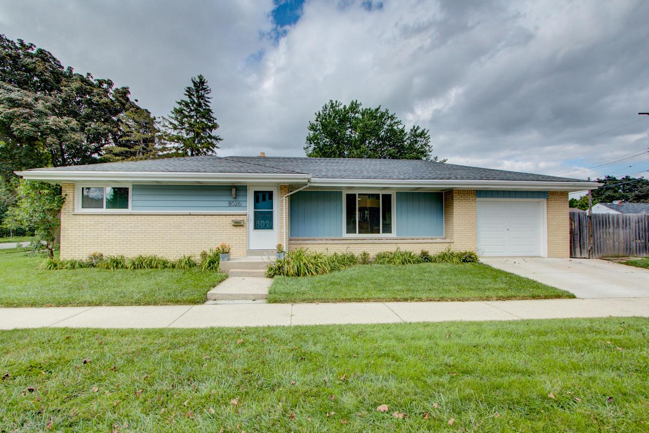 8026 W Courtland Ave, Milwaukee, WI 53218