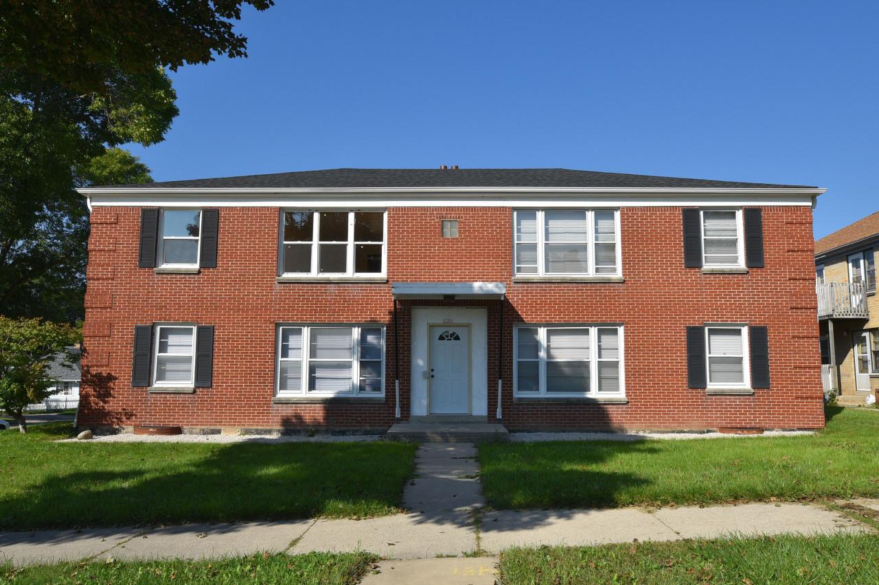 3205 N 76th St, Milwaukee, WI 53222
