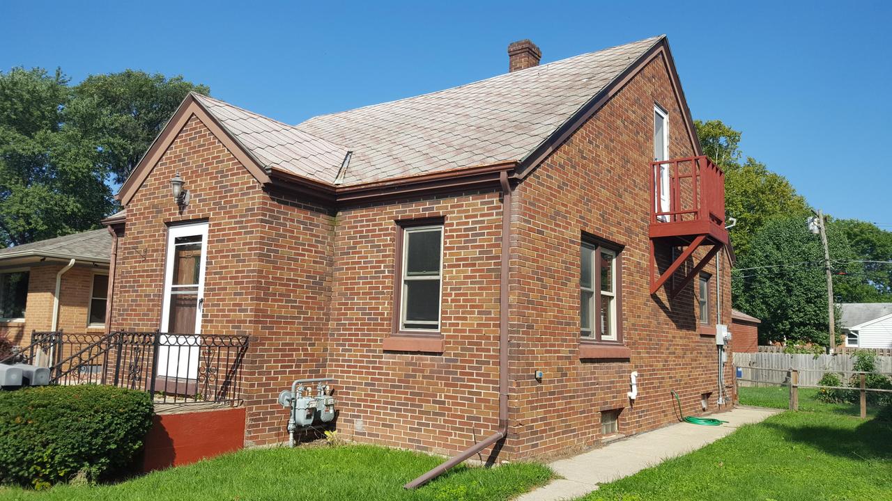 3317 Charles St, Racine, WI 53402