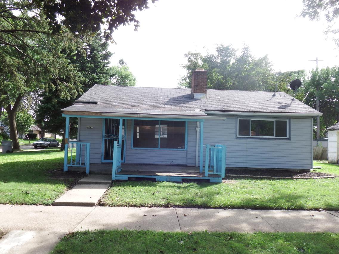 4241 W Marion St, Milwaukee, WI 53216