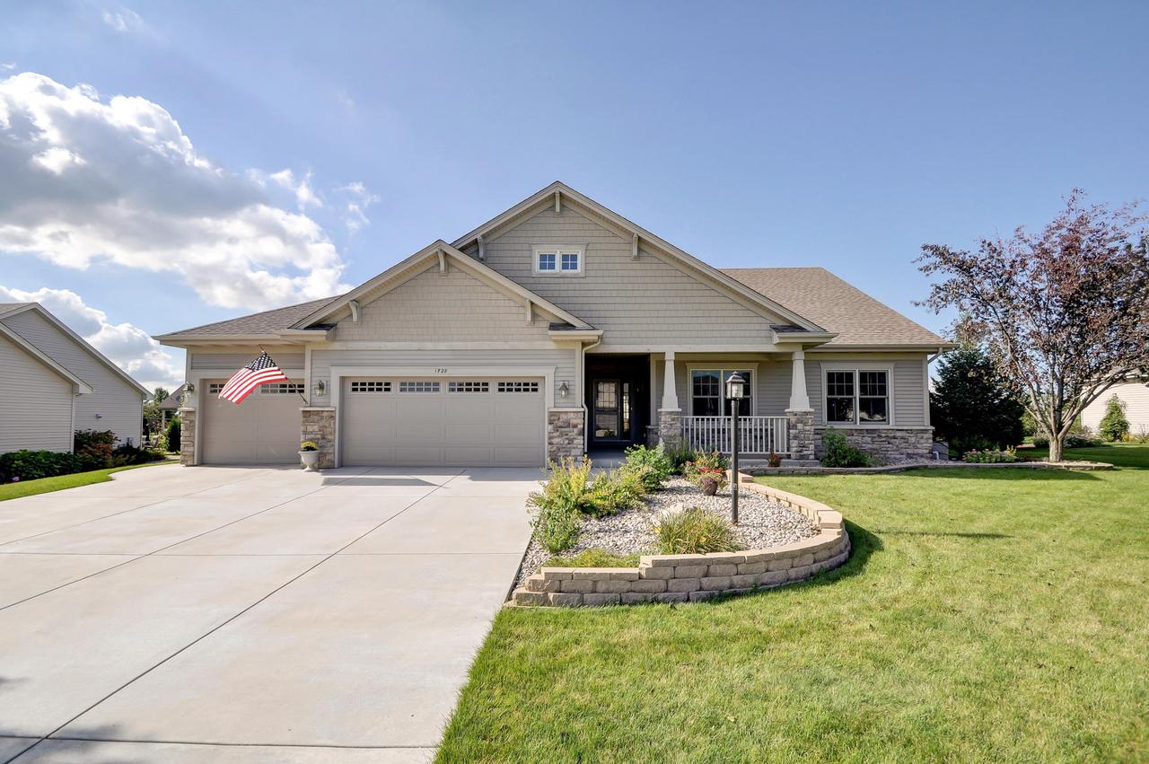 1728 Spring Meadow Ln., Mount Pleasant, WI 53406
