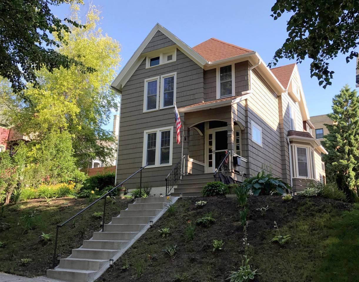 422 Niagara Ave., Sheboygan, WI 53081