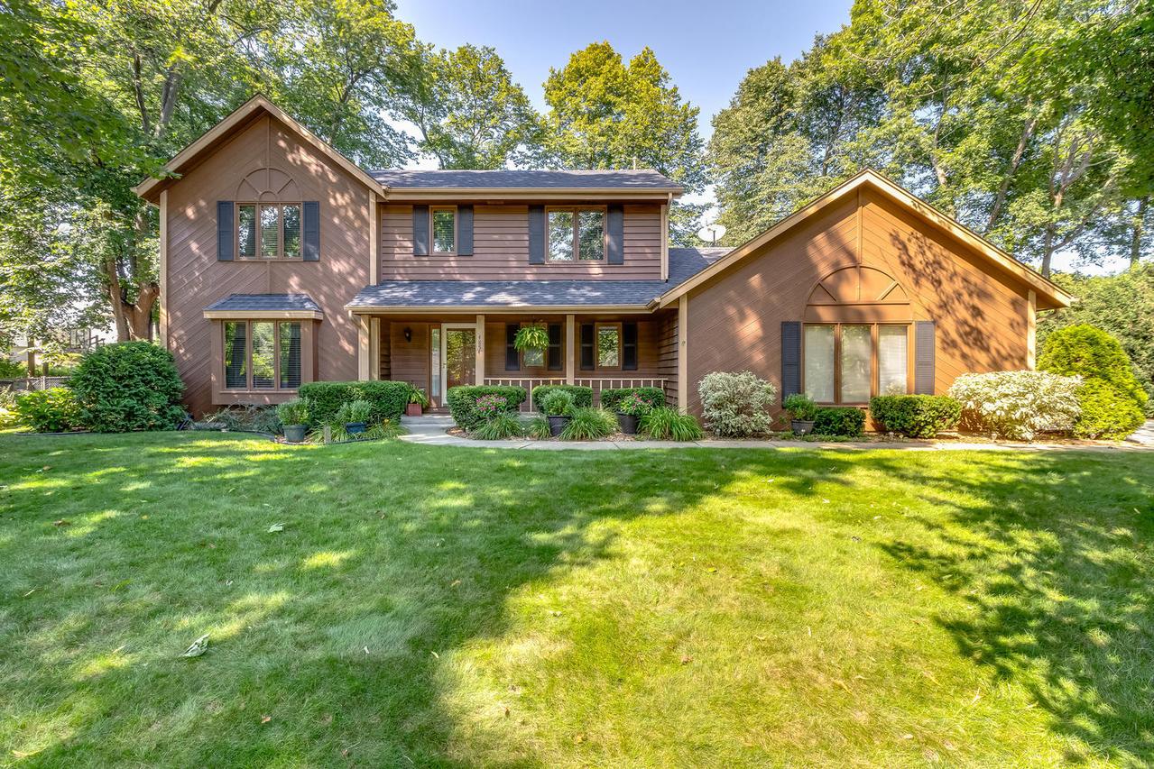 4854 Wildlife Dr, Mount Pleasant, WI 53403