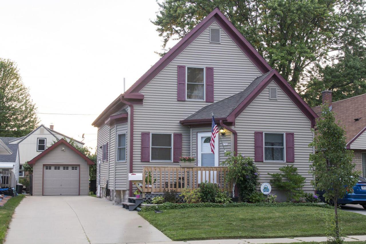 4709 N 127th St., Butler, WI 53007