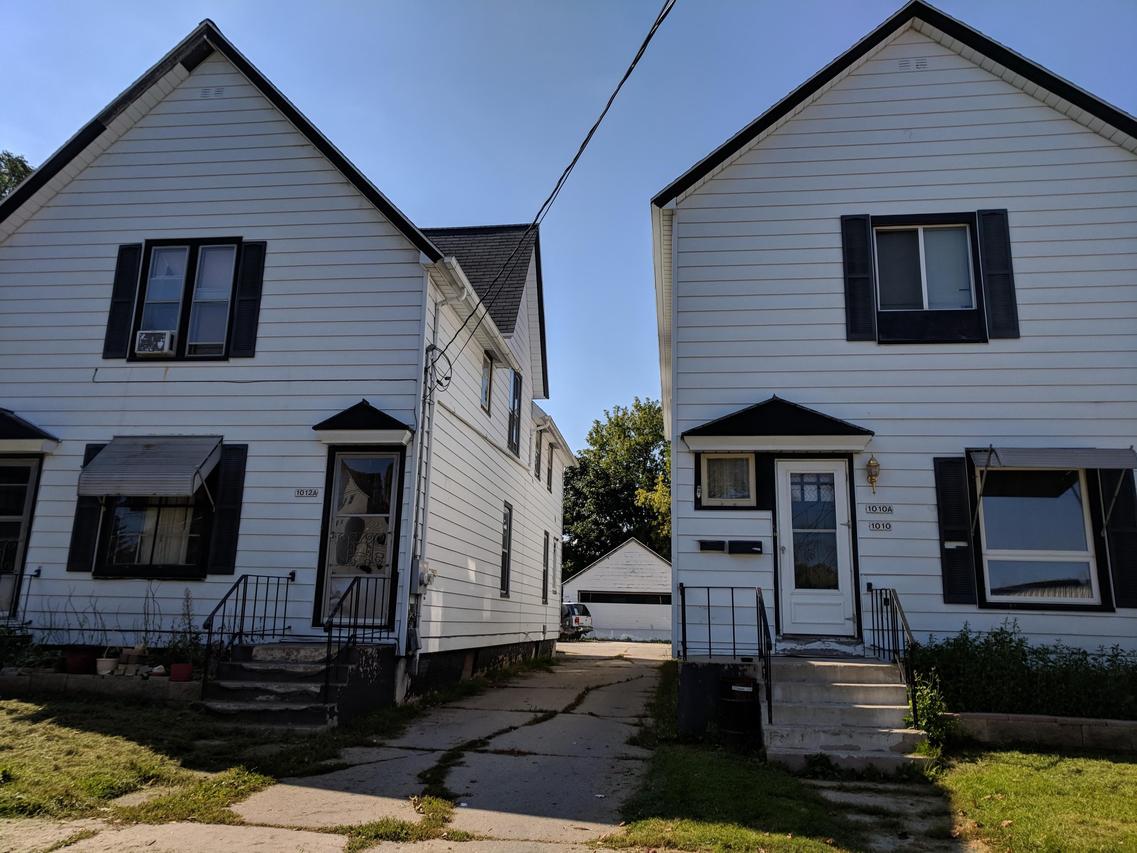 1010-1012 S 13th St., Manitowoc, WI 54220