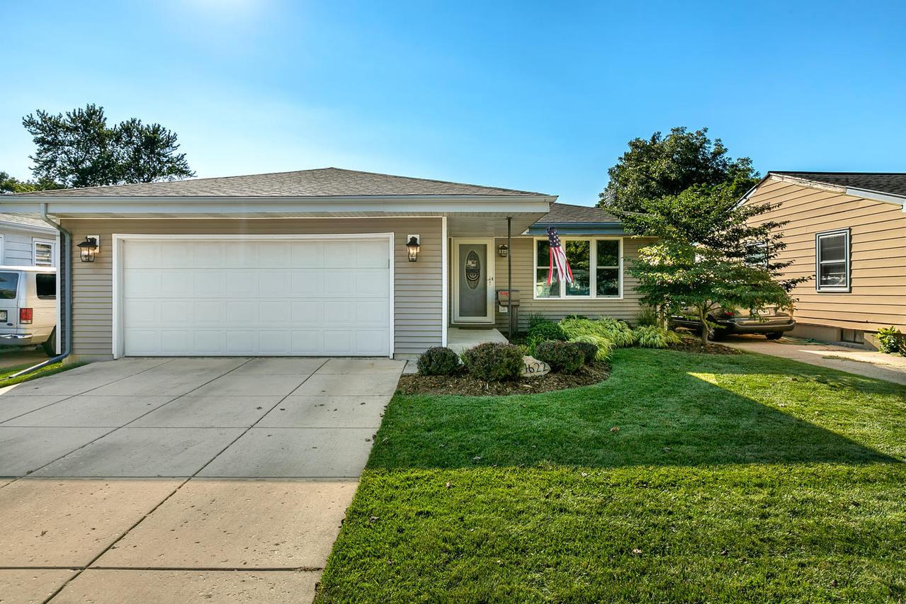 7622 33rd Ave, Kenosha, WI 53142