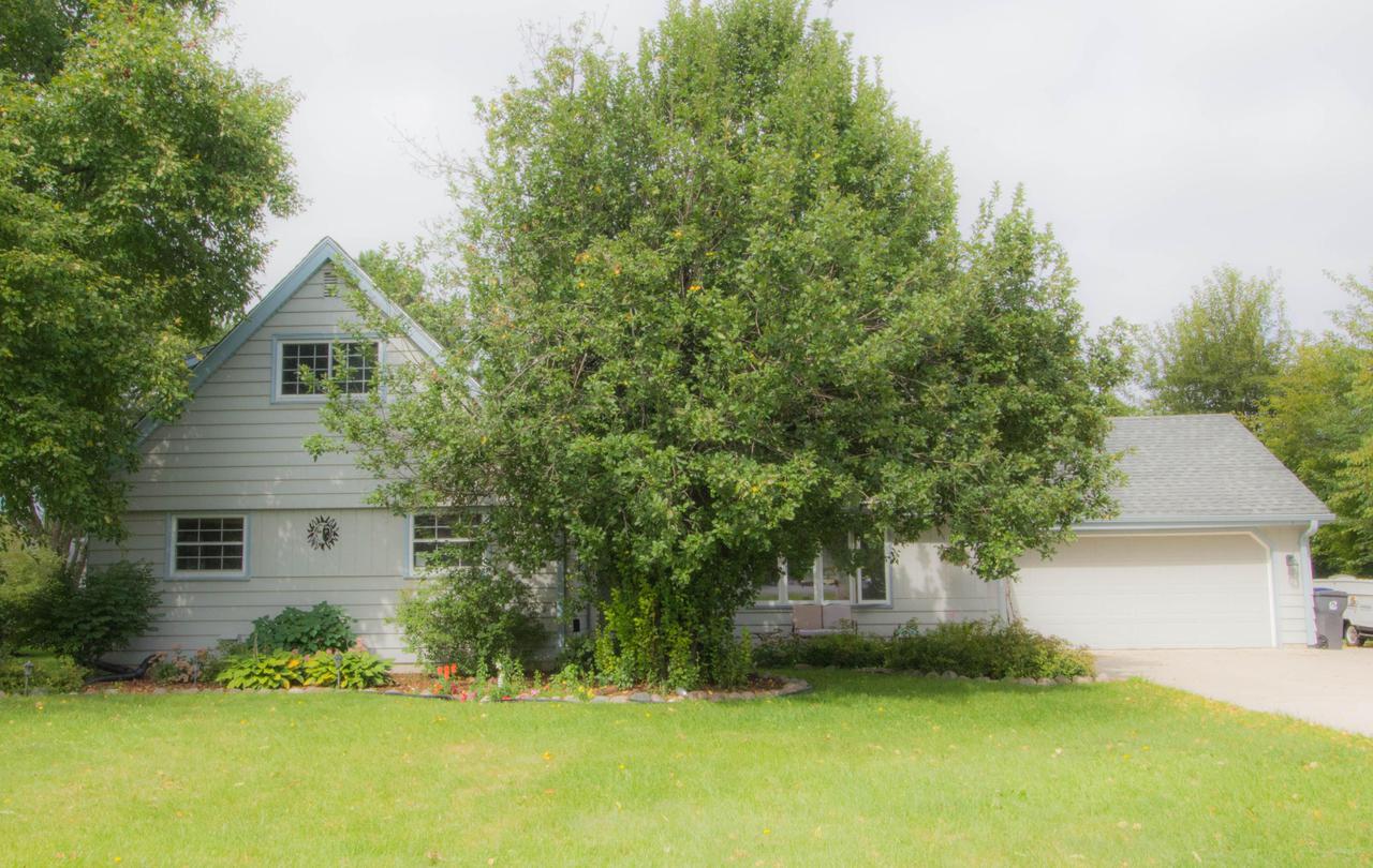 14010 W Park Ave, New Berlin, WI 53151