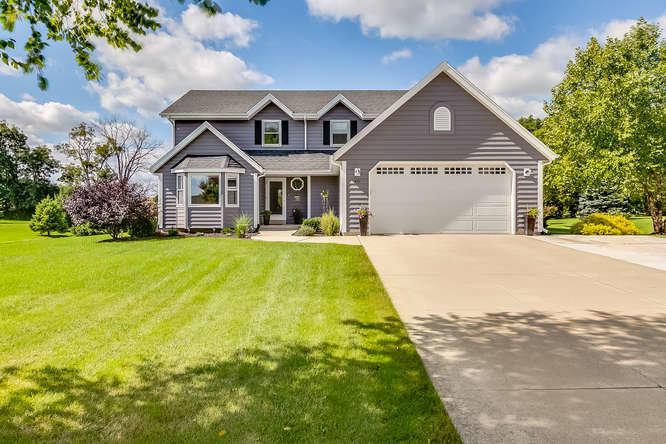 410 Maurice Dr, Union Grove, WI 53182