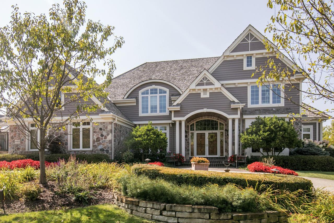 11653 N Canterbury Dr., Mequon, WI 53092
