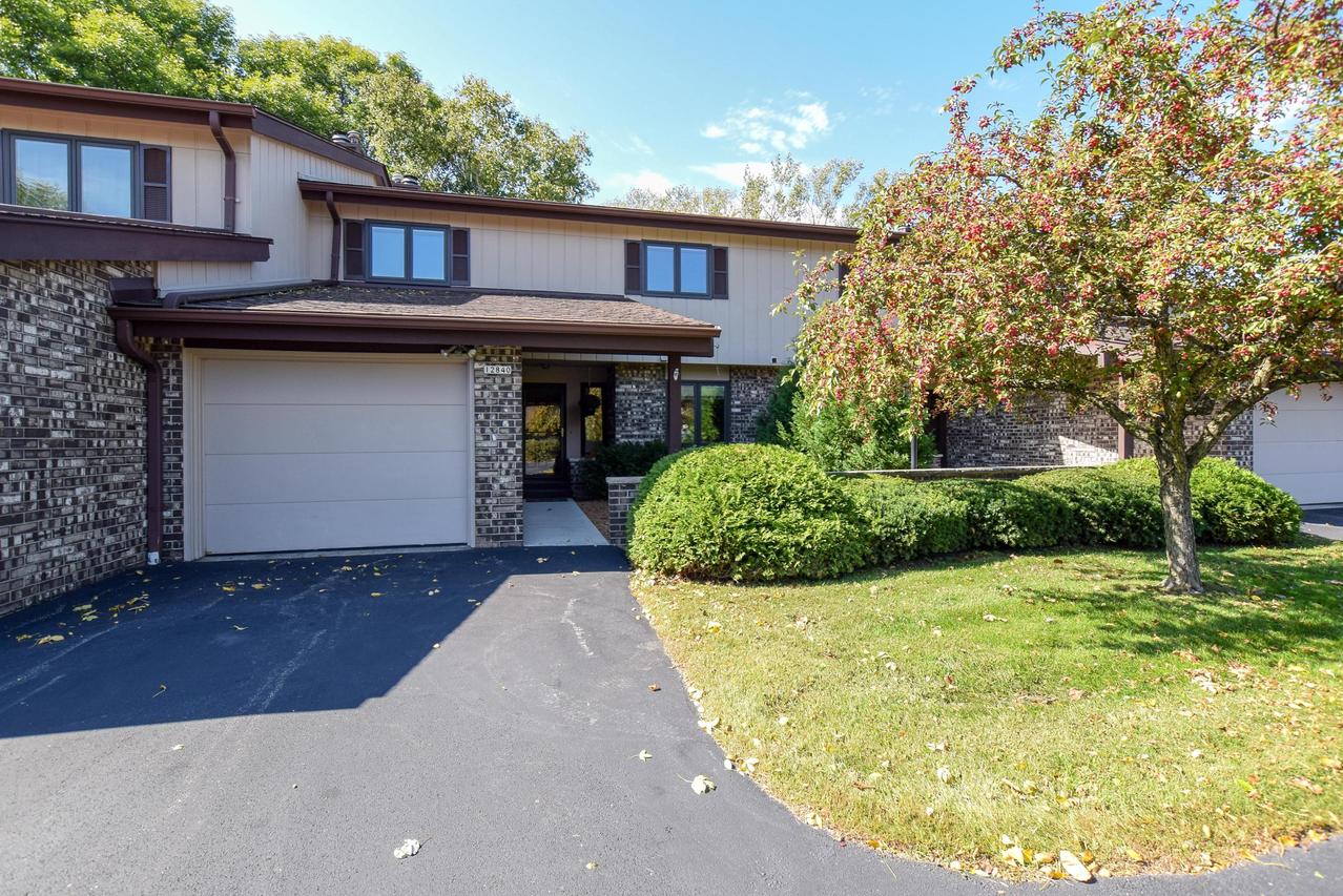 12840 N Colony Dr, Mequon, WI 53097