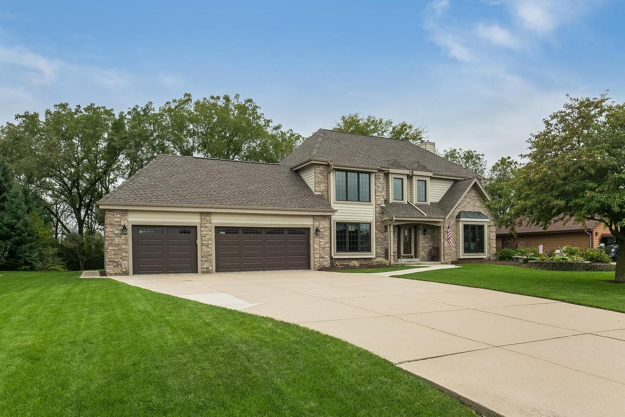 26439 Hummingbird Dr, Norway, WI 53185