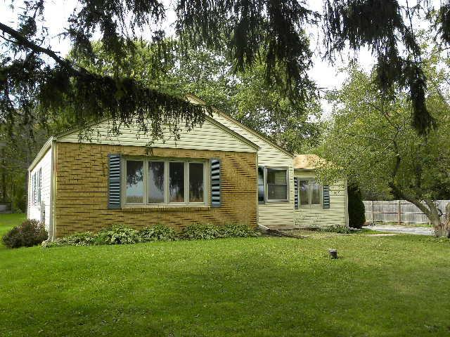 W230N9489 Colgate Rd, Lisbon, WI 53089