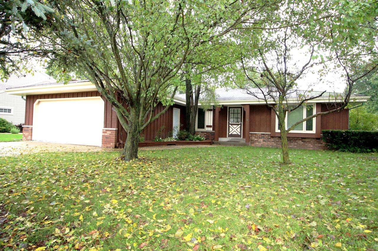 1230 River Park, Mukwonago, WI 53149