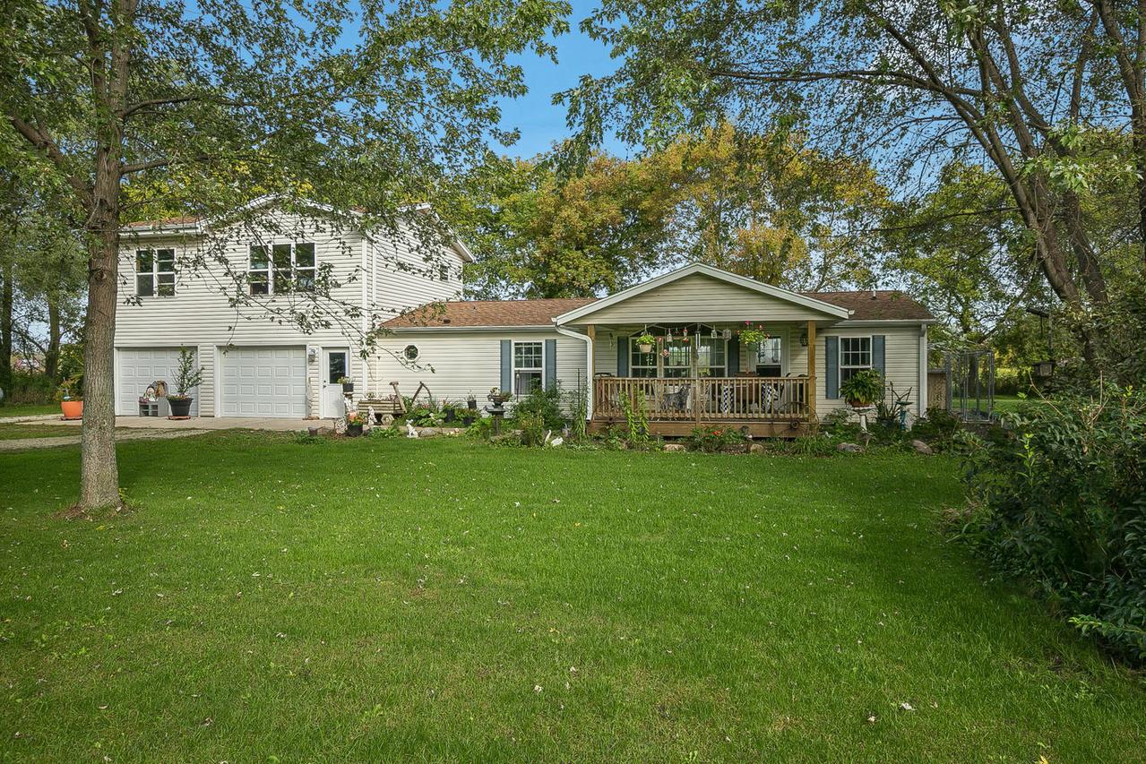 13410 4 Mile Rd, Caledonia, WI 53126