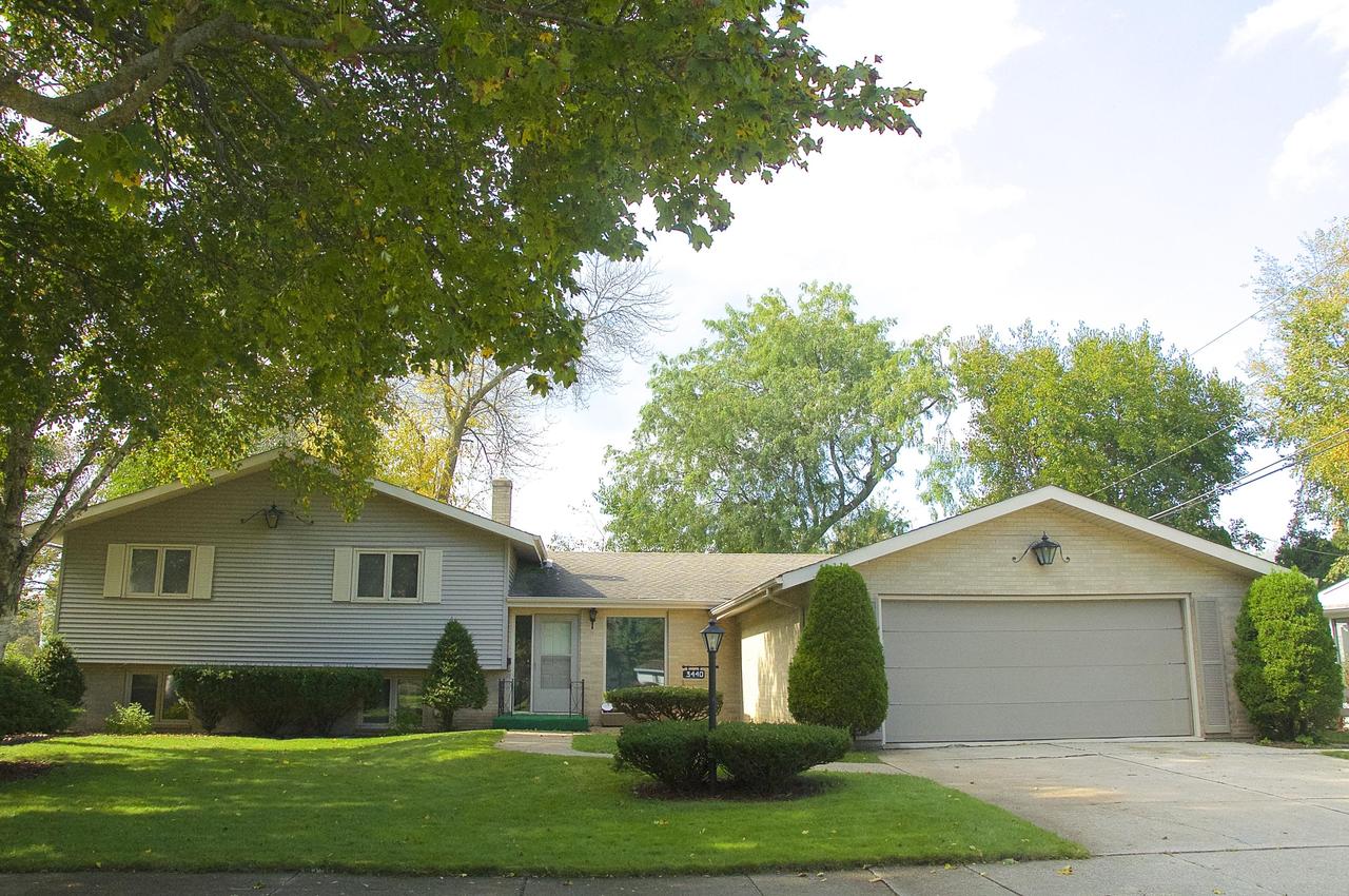 3440 Ruby Ave, Racine, WI 53402