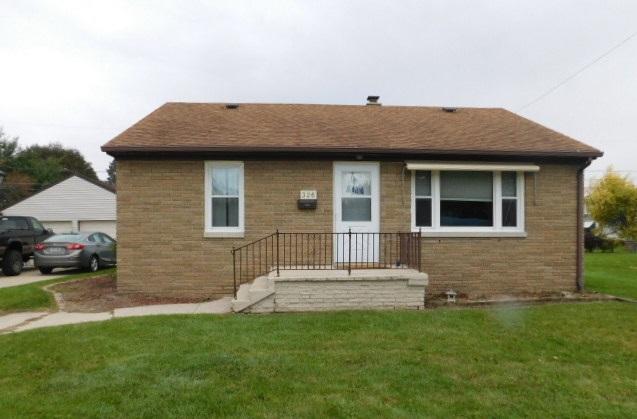 326 Mertens Ave, Racine, WI 53405