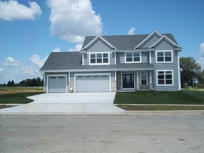 1304 Regees Rd, Mukwonago, WI 53149