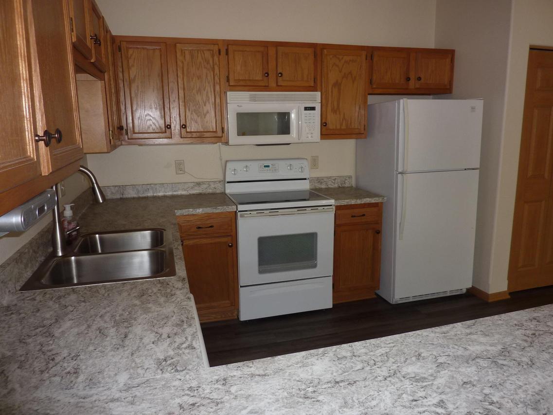 4301 Taylor Hbr #5, Mount Pleasant, WI 53403