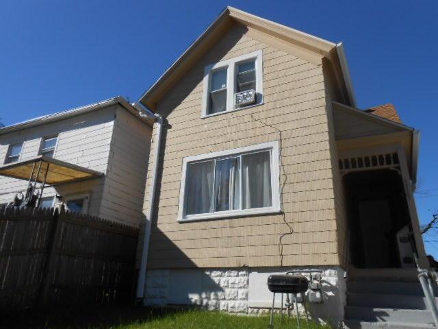 1717 S 3rd St, Milwaukee, WI 53204