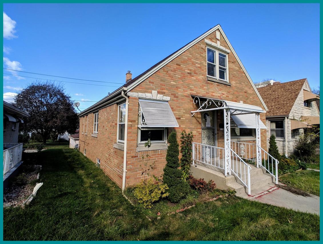3120 W Oklahoma Ave, Milwaukee, WI 53215