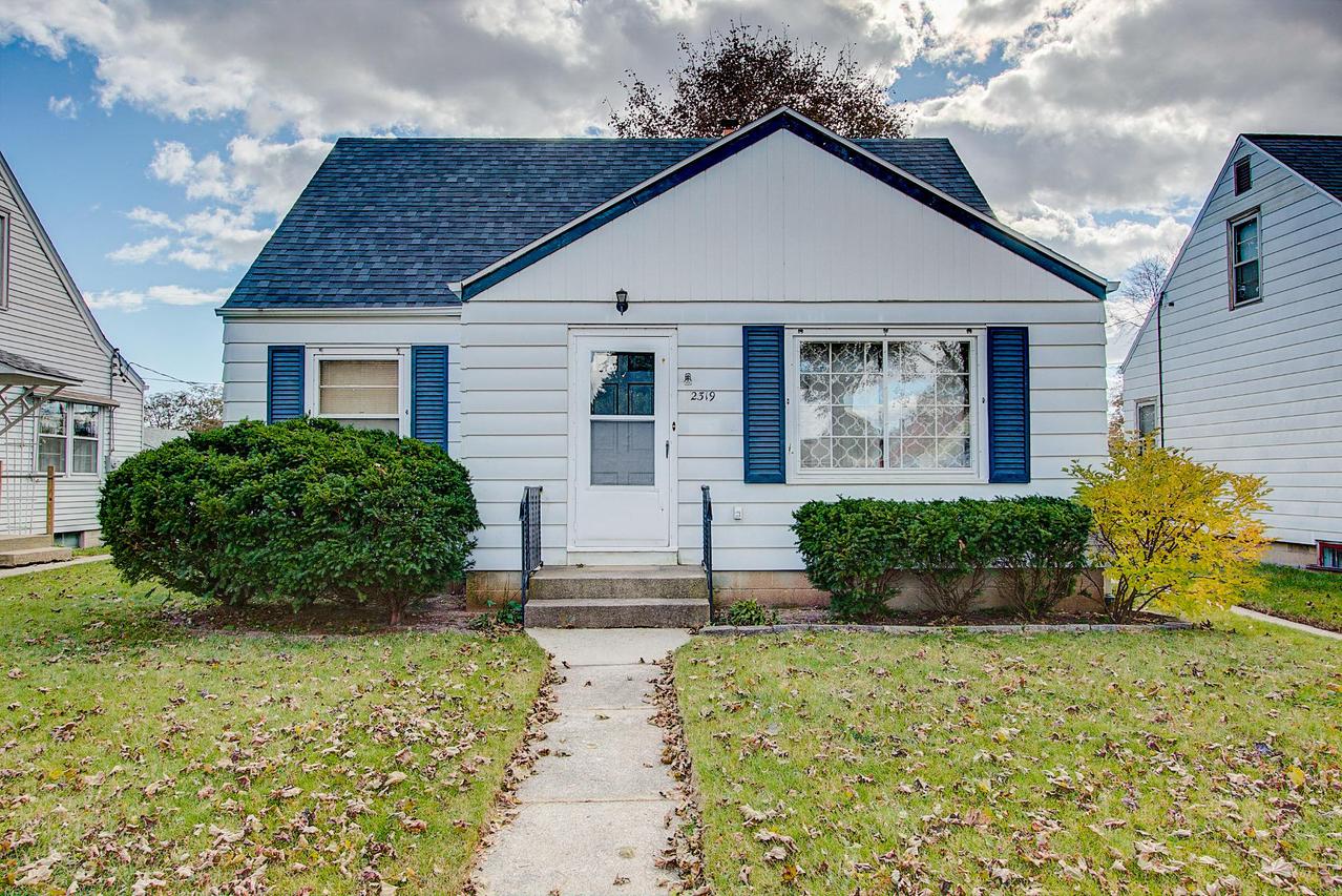 2319 W Tripoli Ave., Milwaukee, WI 53221