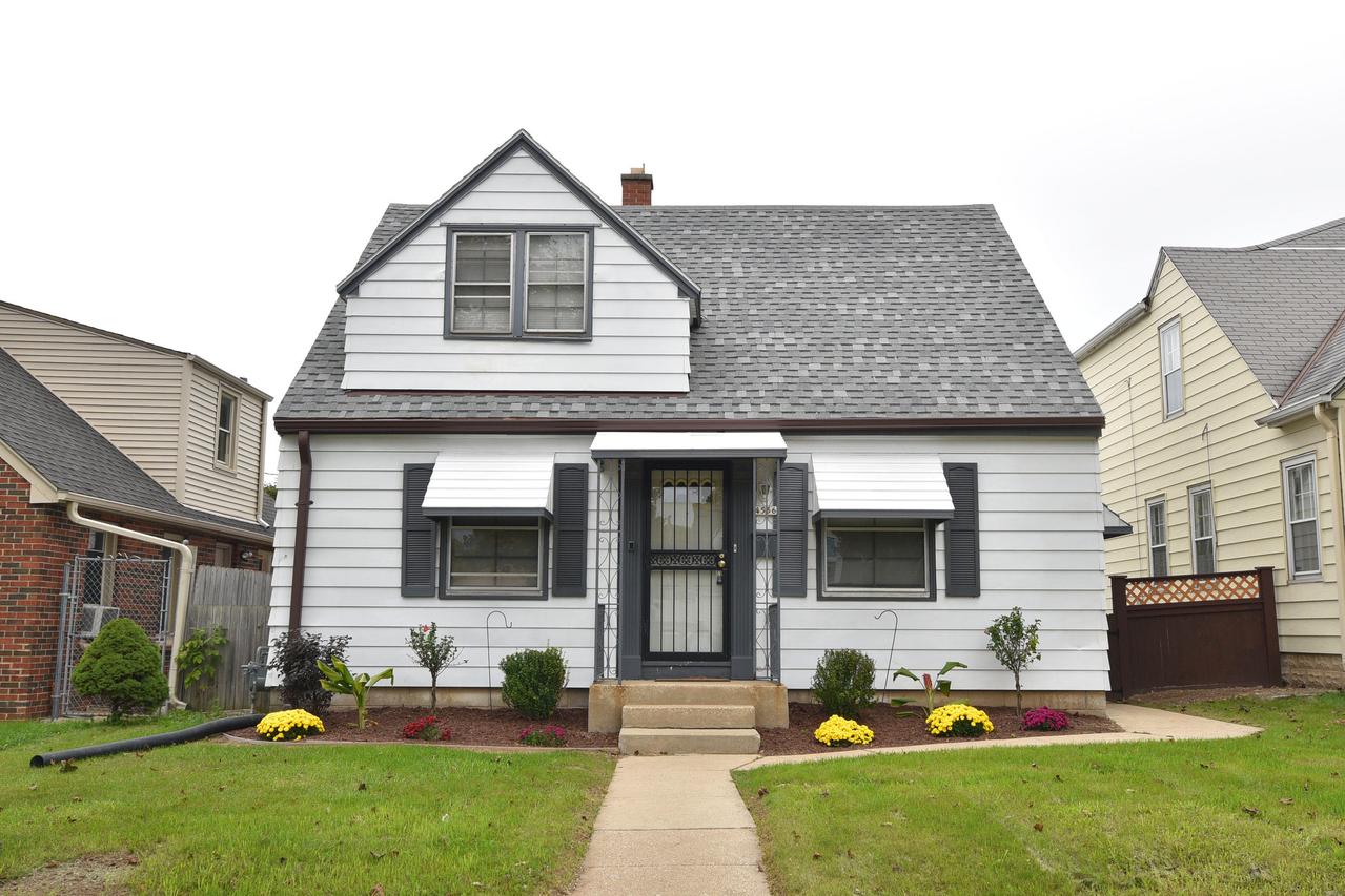 4556 N 60th St, Milwaukee, WI 53218