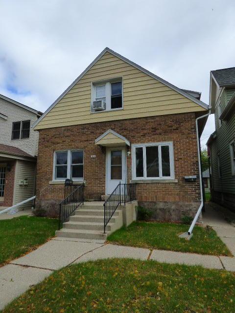 1024 S 61st St, West Allis, WI 53214