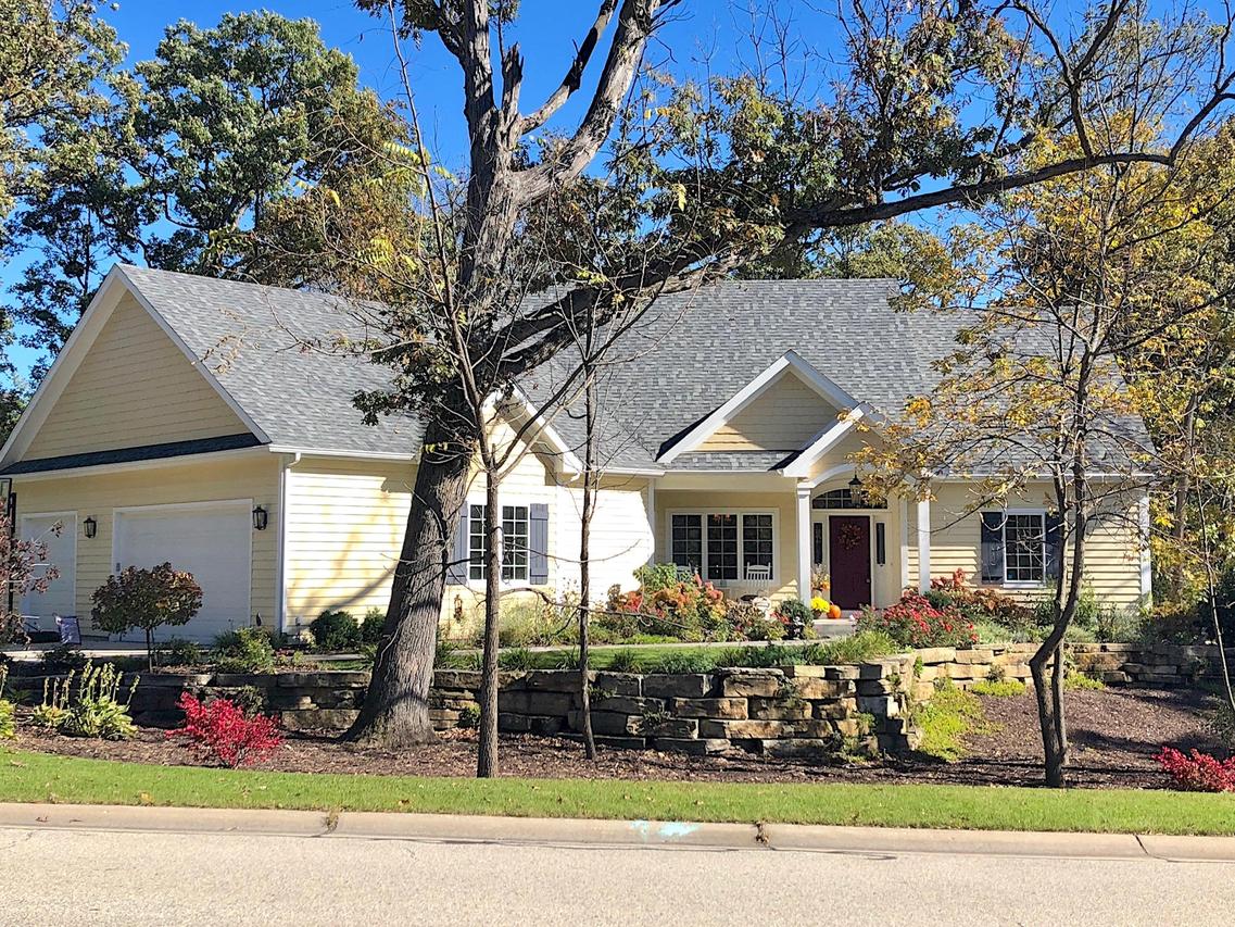 5311 Vicksburg Dr., Mount Pleasant, WI 53406