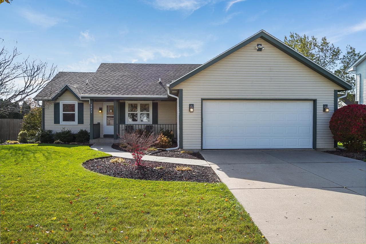 4825 23rd Pl., Kenosha, WI 53144