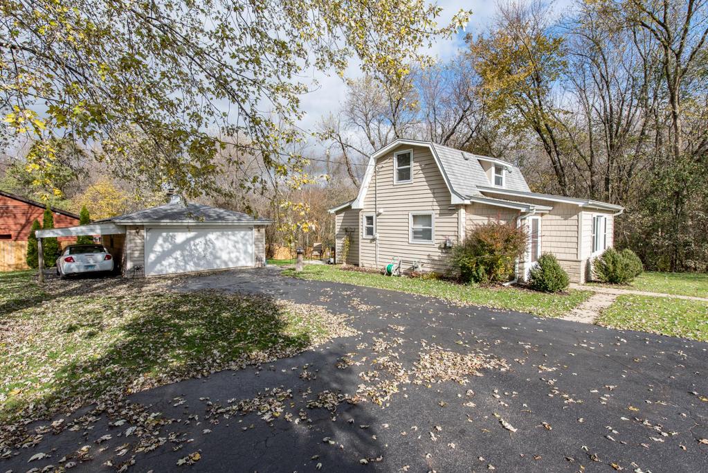 23524 123rd St, Salem, WI 53179