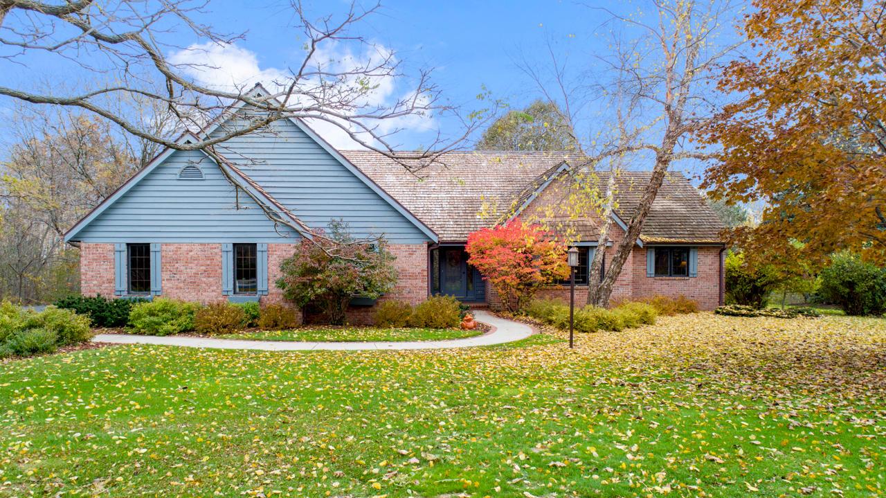 5452 Woodland Smt, West Bend, WI 53095