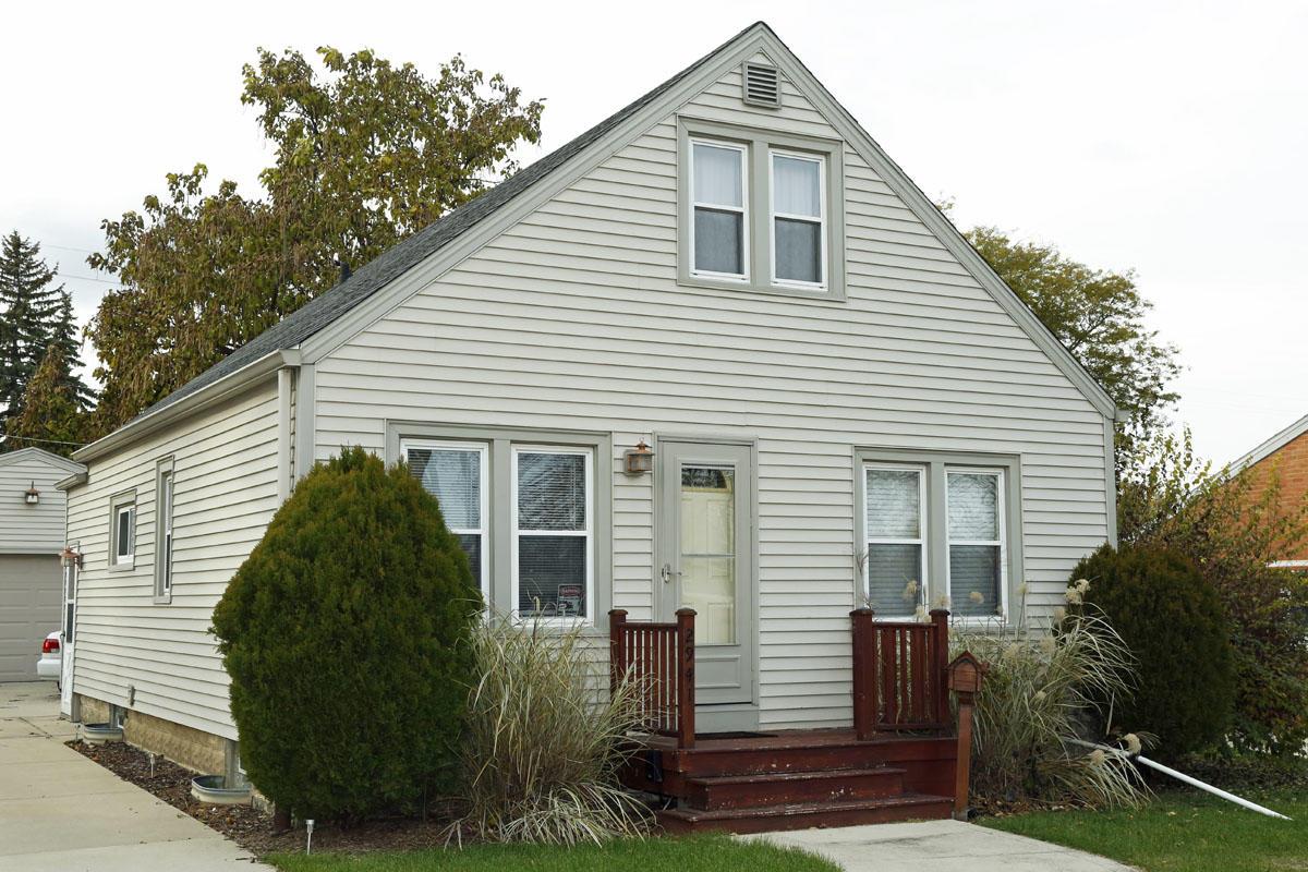 2941 S 67th St., Milwaukee, WI 53219