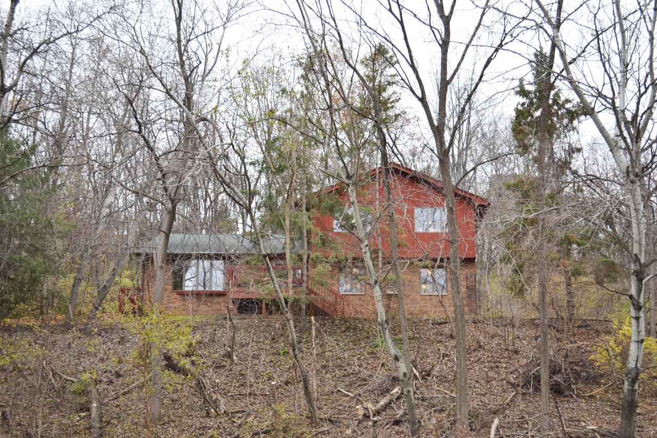 N6091 Apple Valley, Onalaska, WI 54650