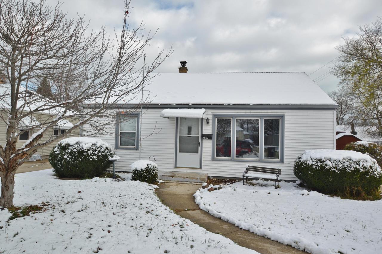 1739 Russet St, Racine, WI 53405