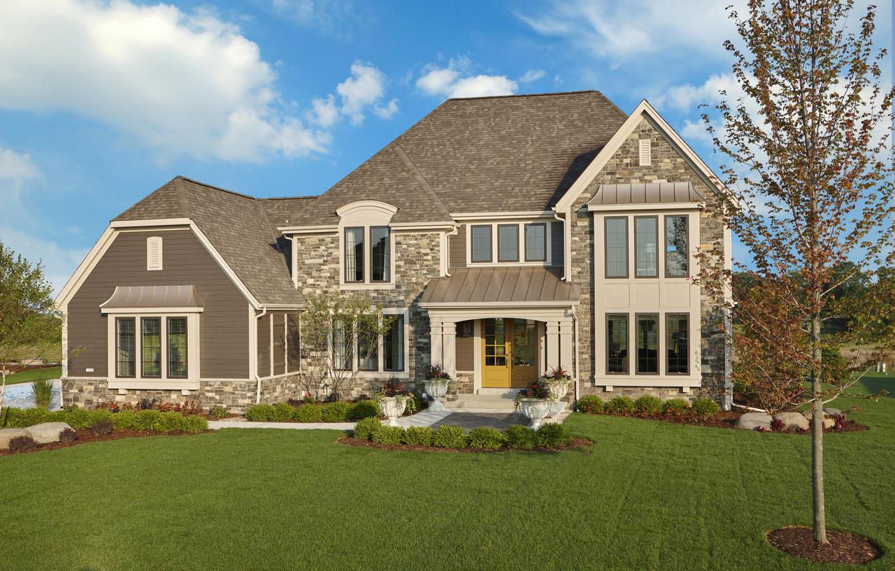 1608 Whistling Hill, Hartland, WI 53029