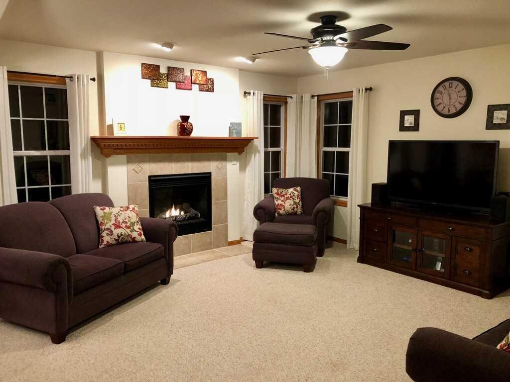 N59W26287 Indian Head Dr, Lisbon, WI 53089