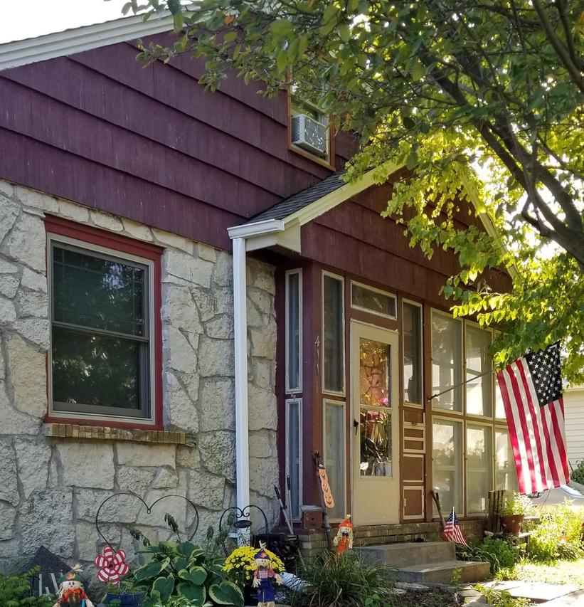 411 W Rogers St, Hartford, WI 53027